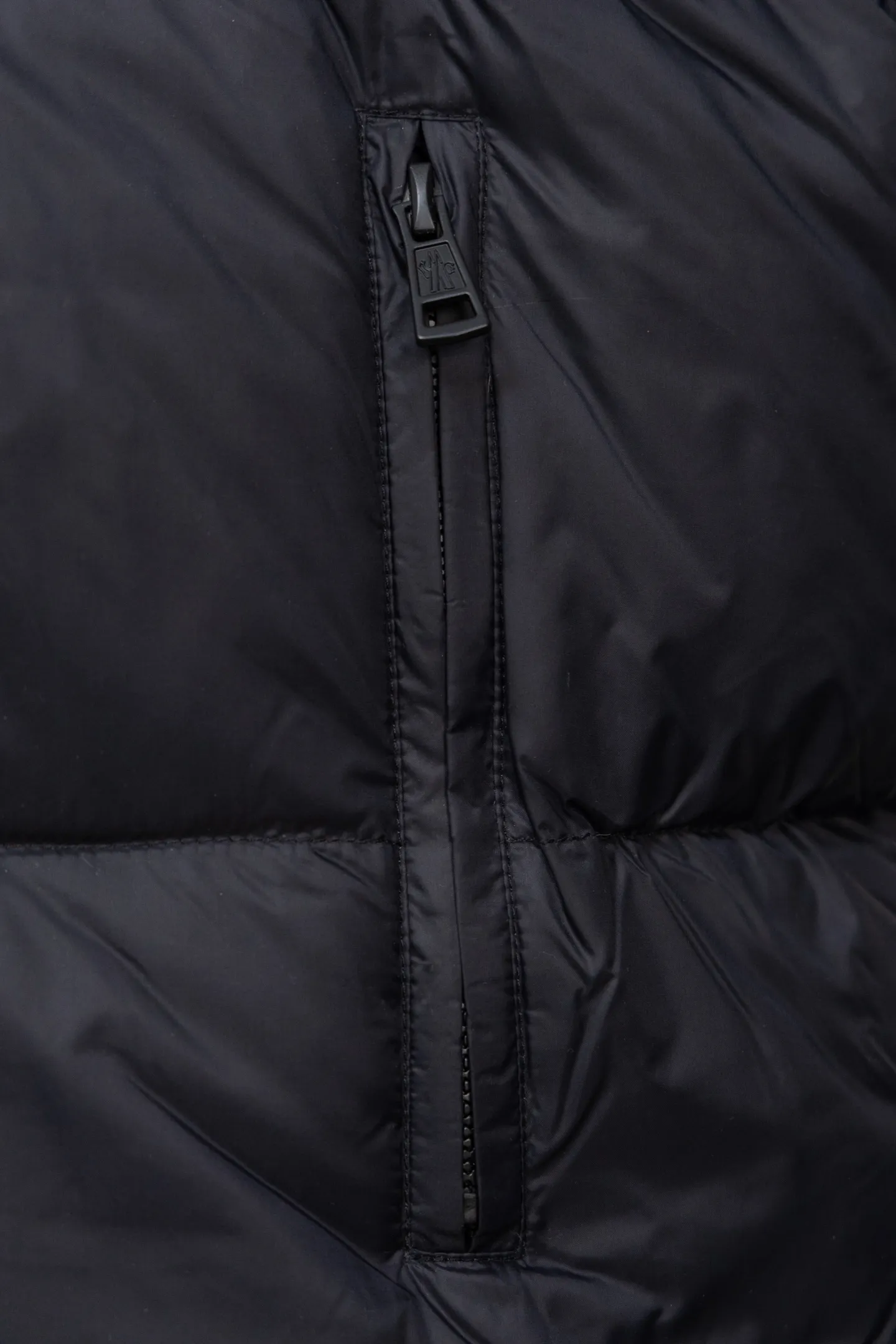 P390 Premium 2026 Original 90 ！ Premium ， ， ， ， ， ， ， 。 ， 。 ， ， ， 。 Size：M-3XL